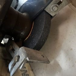 Bench top grinder