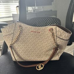 Michael Kors Tote
