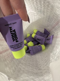 Travel Size (10ml) Youth Foria Cleansing 