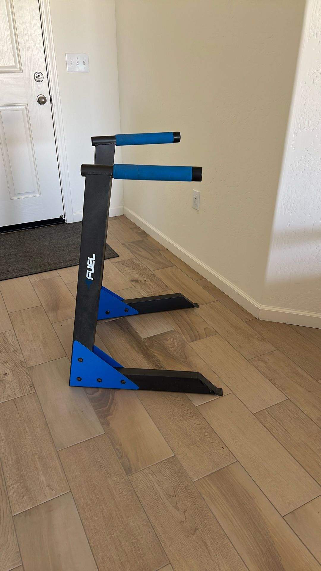 Dip Stand