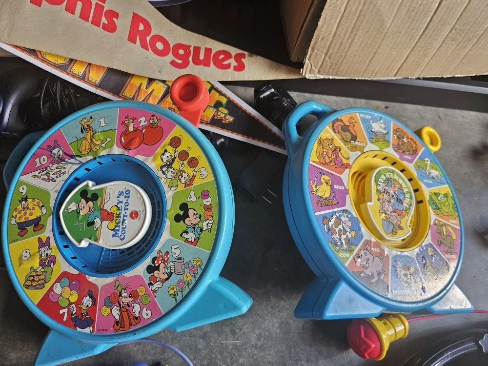Mickeys Count To 10 And Other Toy