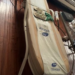 CERAGEM THERAPEUTIC MASSAGE BED