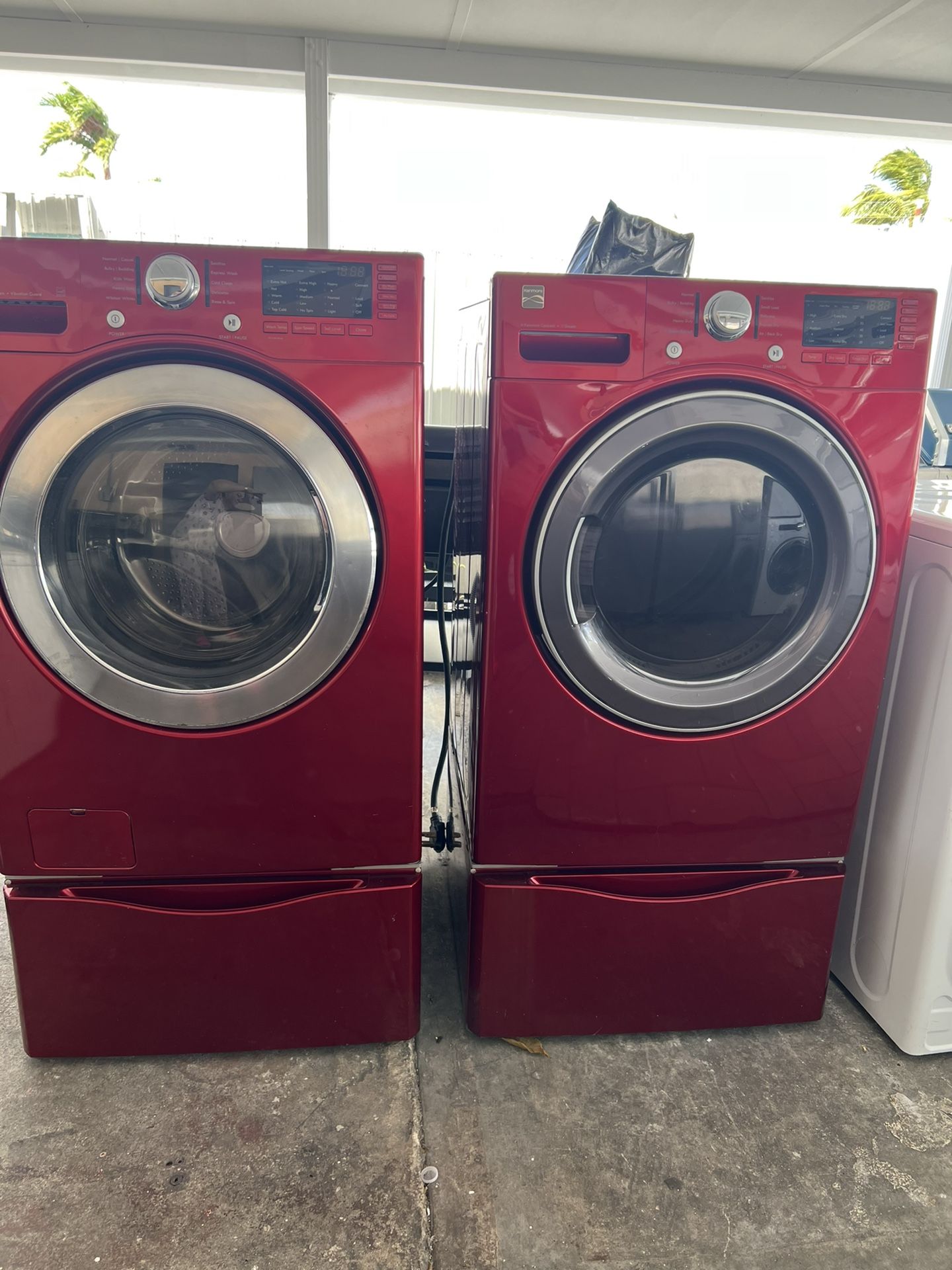 KENMORE SET OF WASHER AND DRYER WITH PEDESTAL LIKE NEW BARELY USED,JUEGO DE LAVADORA Y SECADORA COMO NUEVAS