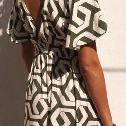 Dress with geometric patterns, evening gown!