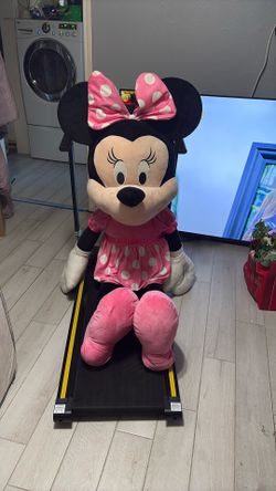 Biggest Minnie Mouse 