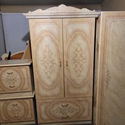 Full Or  Queen Size Bedroom Set 
