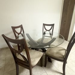Dining Kitchen Table with Four Chairs