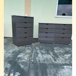8 and 5 drawers dresser / Five and eight drawers dresser