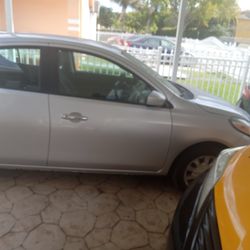 2017 Nissan Versa