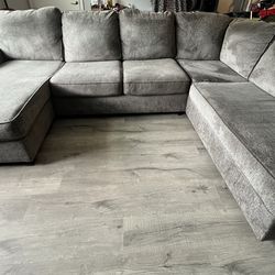 Ashely’s Furniture Sectional