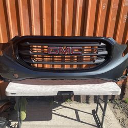 Front bumper GMC  Terrain   2018-2019-2020-2021 OEM.