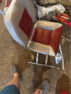 Boat seats