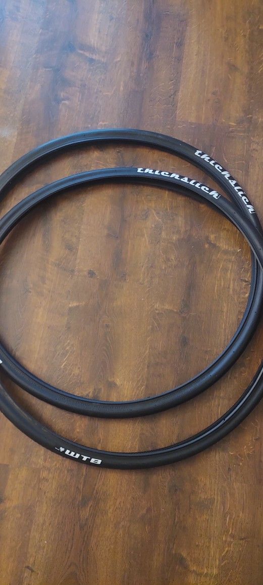 700×28C Thickslick Bike Tires