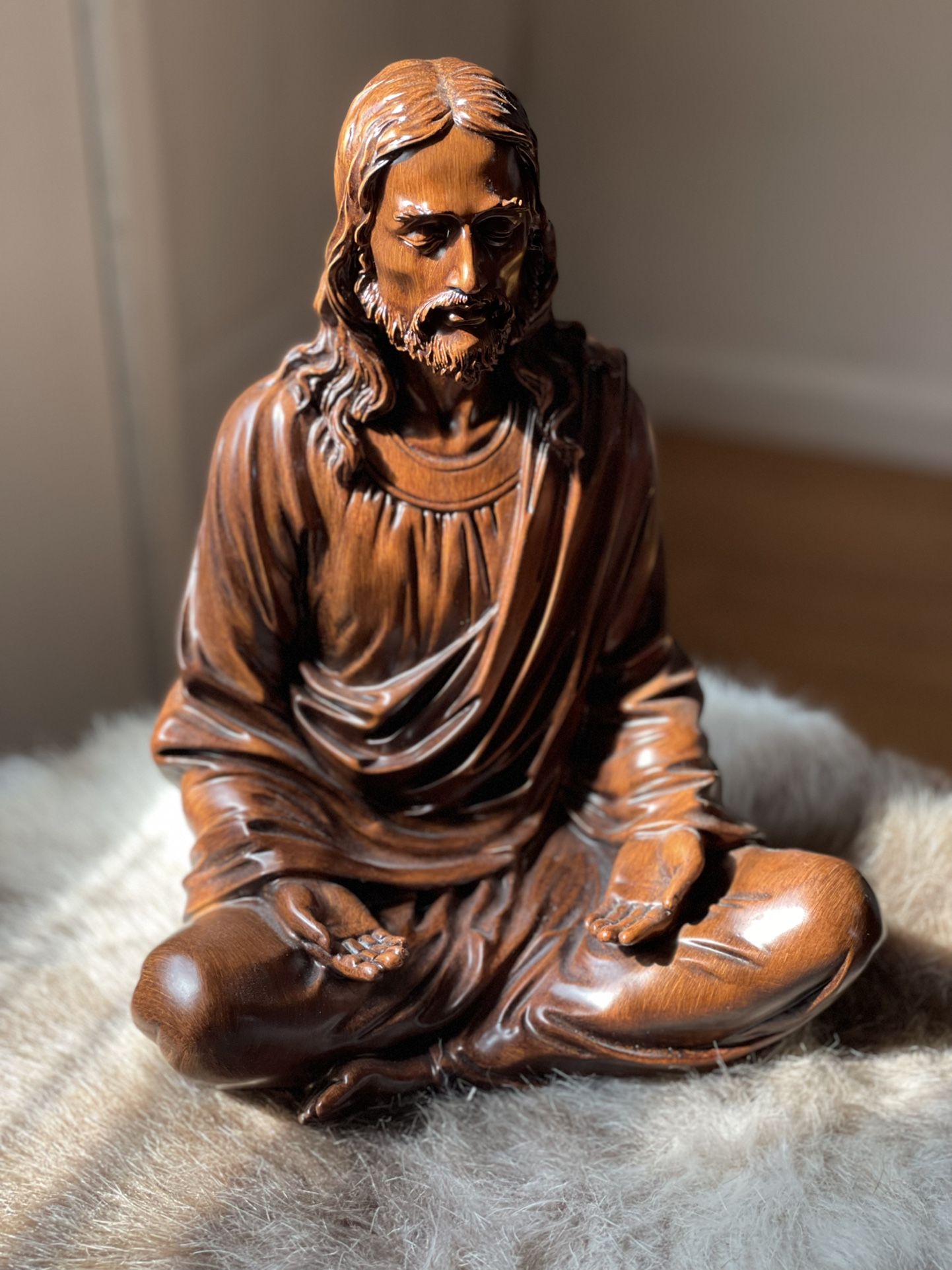 Beautiful meditating Jesus Statue