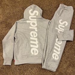 Supreme Set