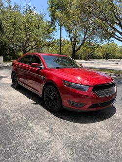 2018 Ford Taurus
