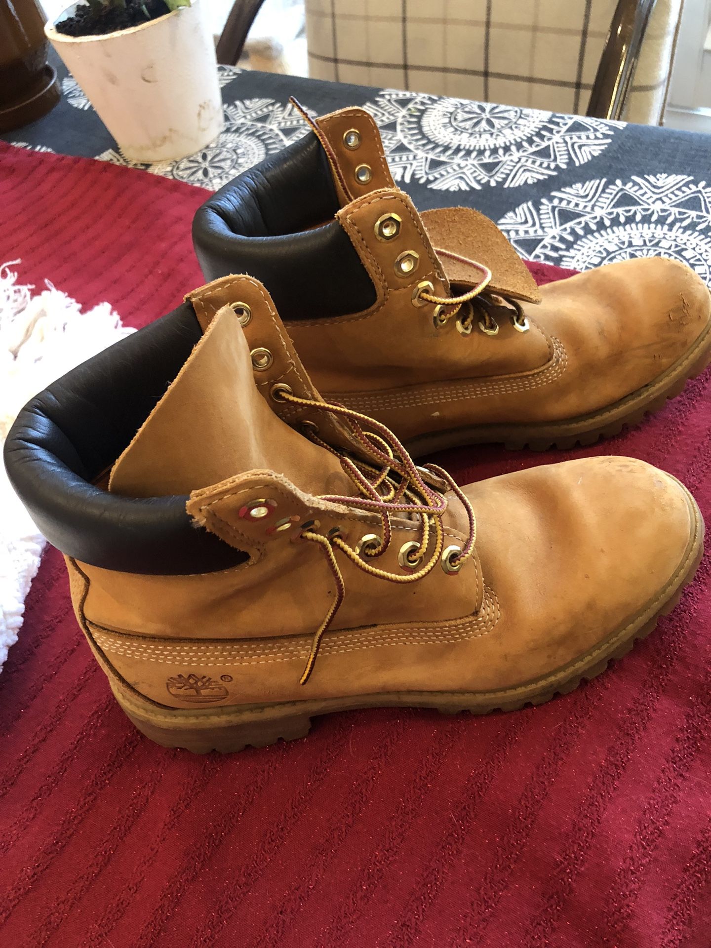Men’s Timberland Tims Size 7.5 Good Condition!