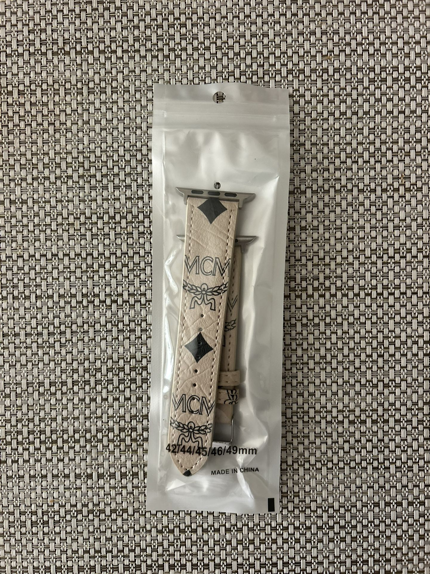 APPLE WATCH BAND