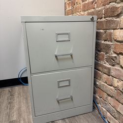 2‑Drawer Vertical File Cabinet – Light Gray Metal