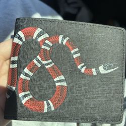 Gucci wallet