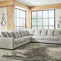 Regent Park Sectional 
