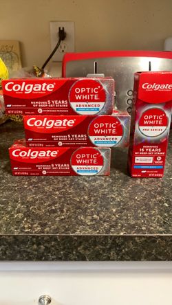 Colgate Optic White Advanced and Pro Series Toothpaste-4 Items!($28.10+Value)