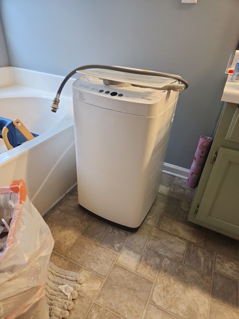 Portable Washer With Faucet Attachments(Dorm,Rvs, Studios)