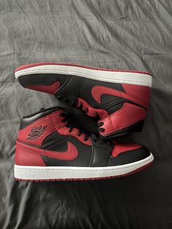 Nike Air Jordan 1 Mid Reverse Bred Size 11 Brand New