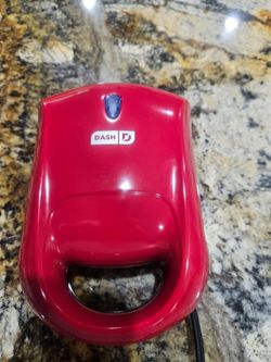 Dash pocket sandwich maker