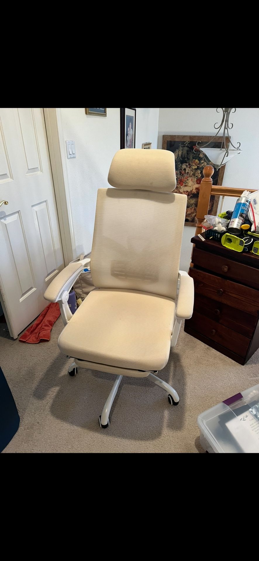 Office Chair w/Footrest