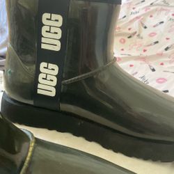 UGG  Boots 