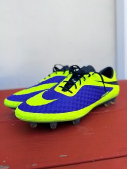 Nike hypervenoms size 11.5