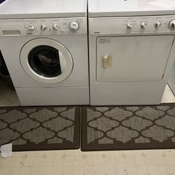 Kenmore Washer & Gas Dryer. 