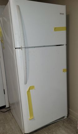 Full Size Frigidaire Refrigerator