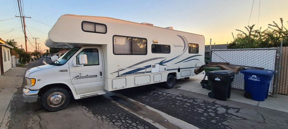 2001 Coachman 30 foot Motorhome