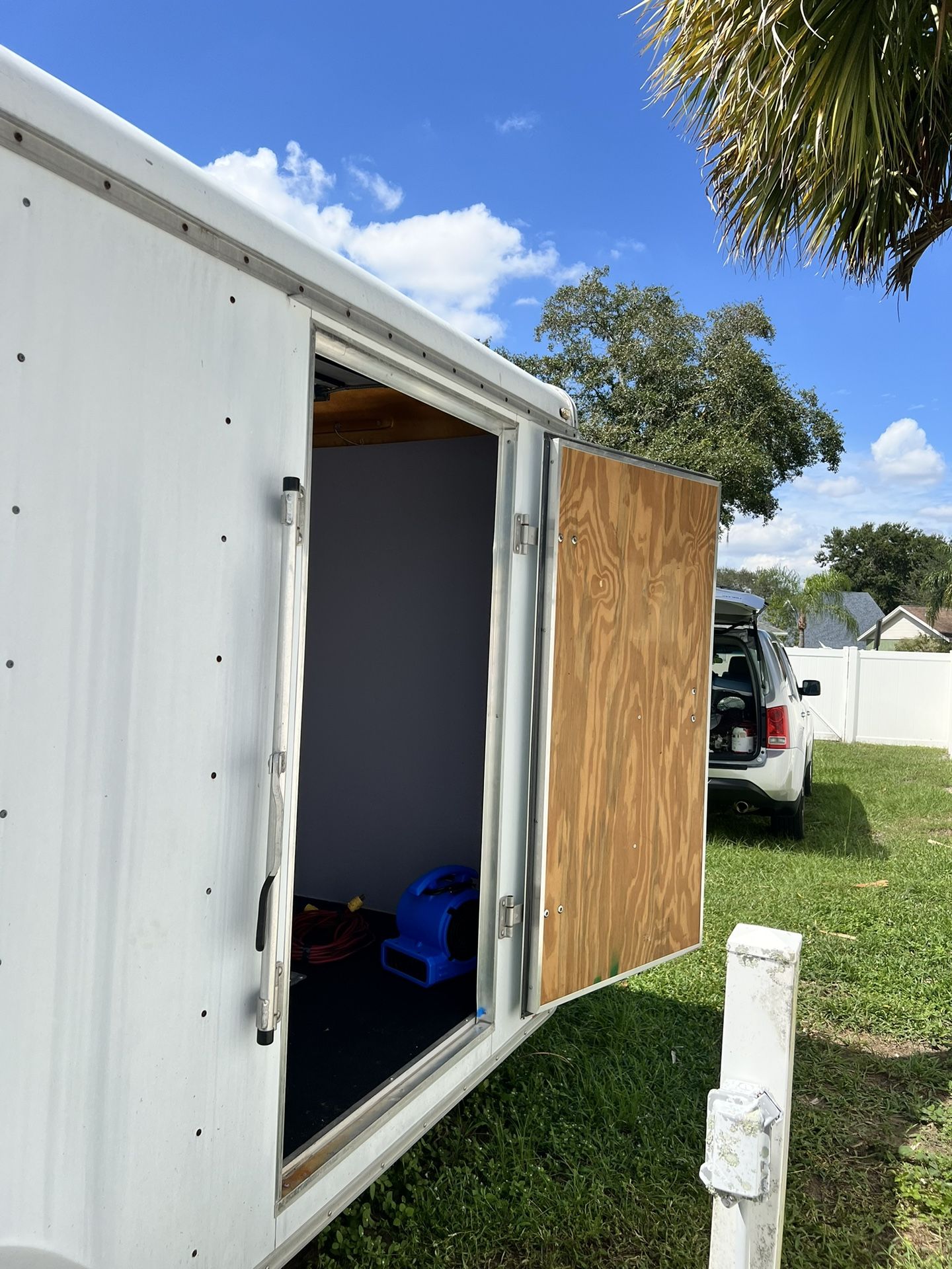 Enclosed Trailer 