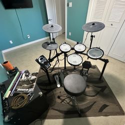 Roland Electric VDrum TD-11 Kit with Ampeq BA-115