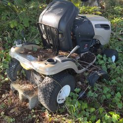 Craftsman Lawnmower YS4500