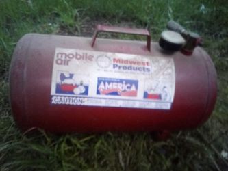 Portable air tank