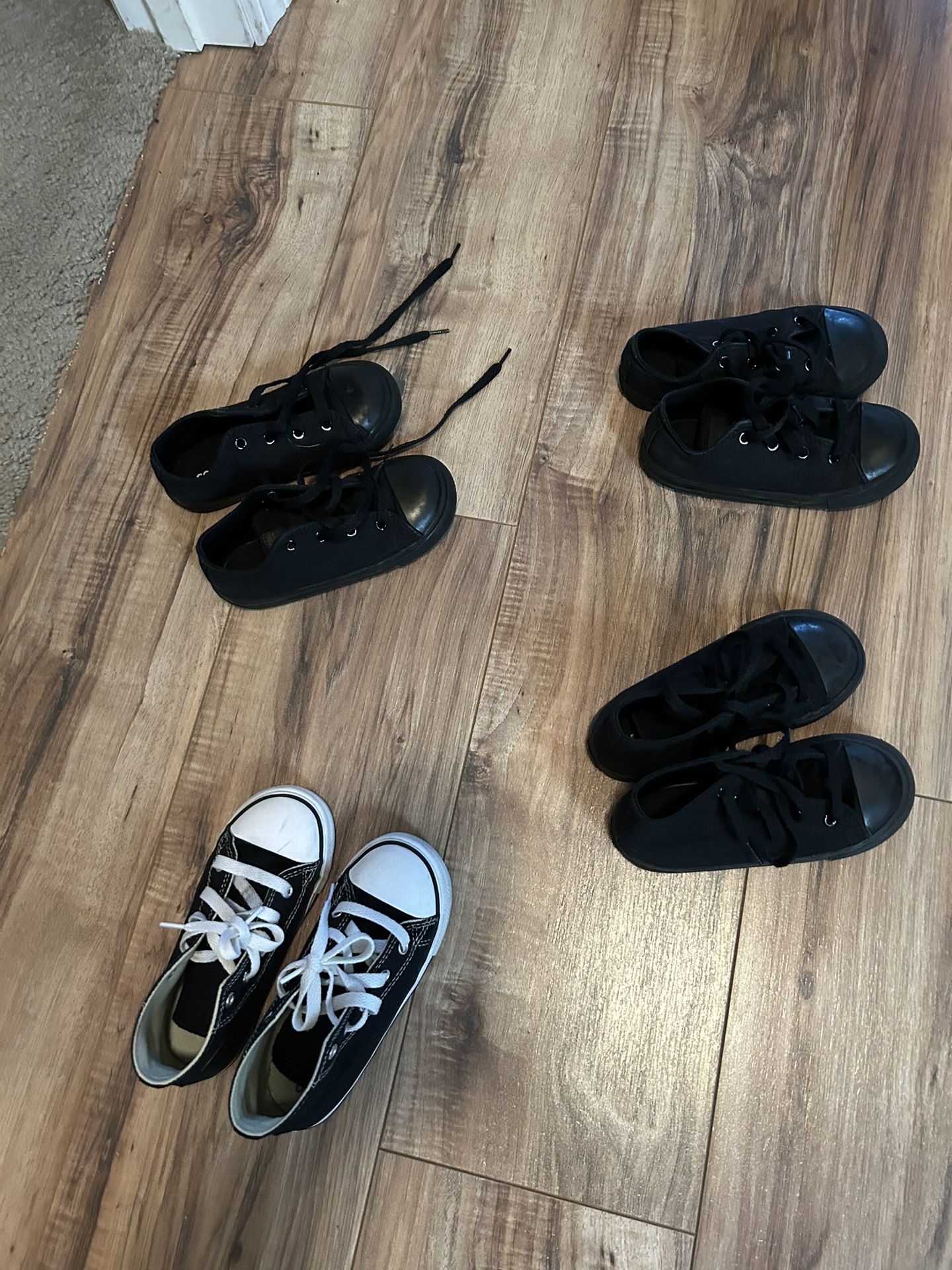 Toddler Converse Size 10