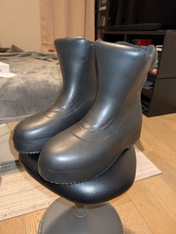 Yeezy SL-03 - Size 10