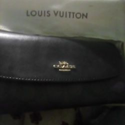 Coach Signature Long Wallet BGb03 -stylish And Functional 