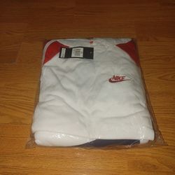 Nikey Short Sleeve Shirt with Hood, with Shorts