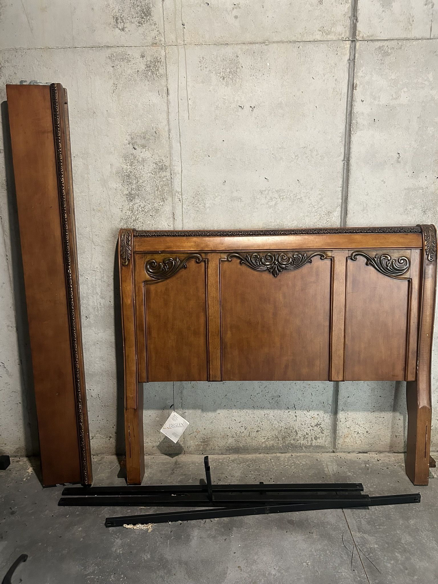 Queen Hardwood Slay Bed 