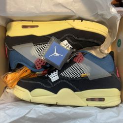 UNION x JORDAN 4 OFF NOIR