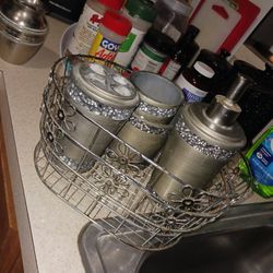 Nice Bath Room Vanitey Set 12 Firm