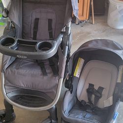 Graco Travel SysTem Carseat/stroller 