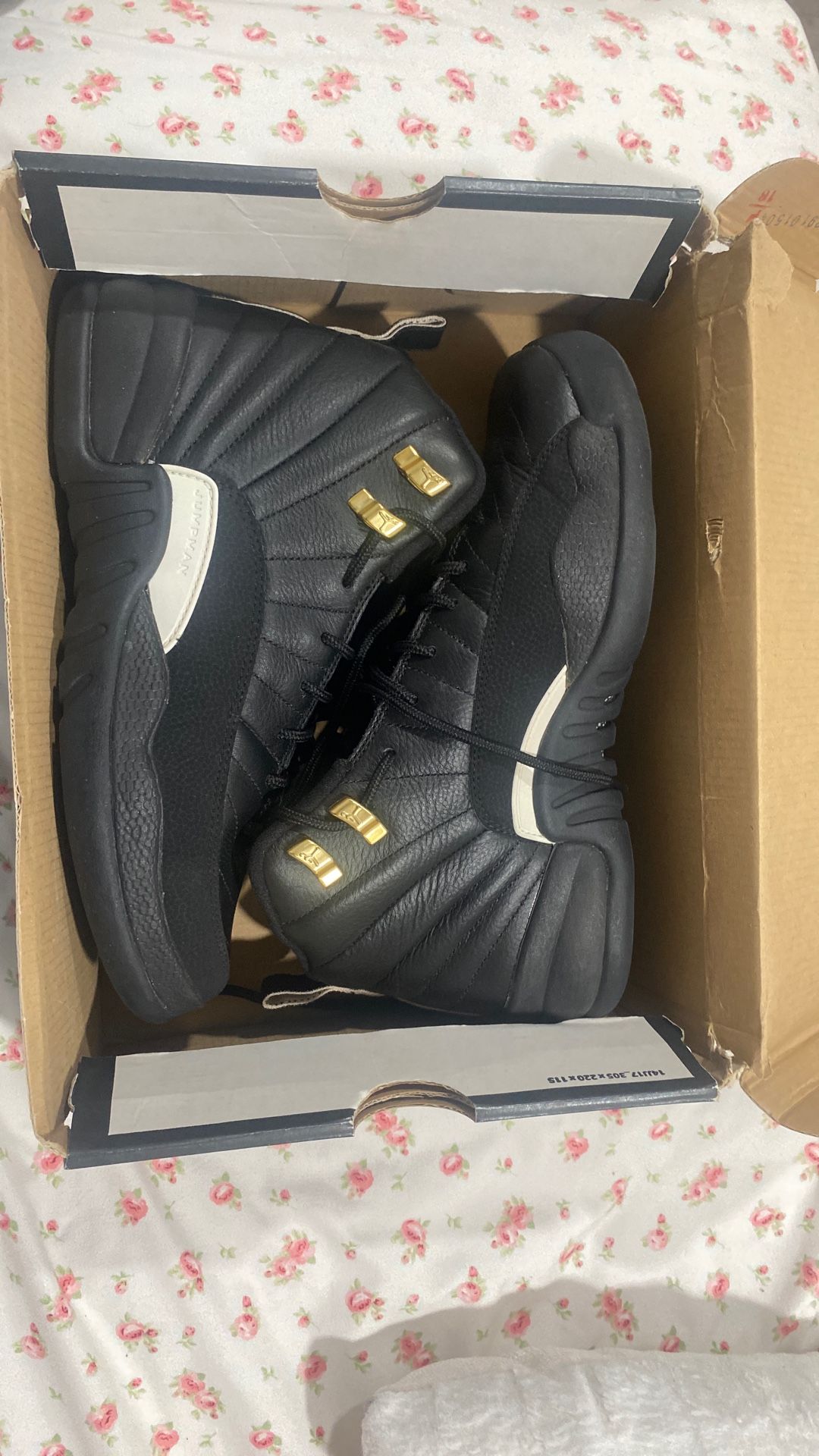 Jordan 12 Retro BG size 6.5Y