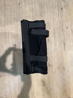 Knee Brace