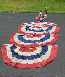Patriotic Bunting Flags and Max Studio Insulated Picnic Basket